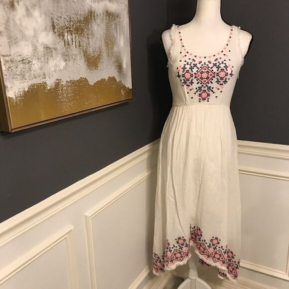 Anthro Holding Horses Cissie Embroidered dress - Picture 4 of 8